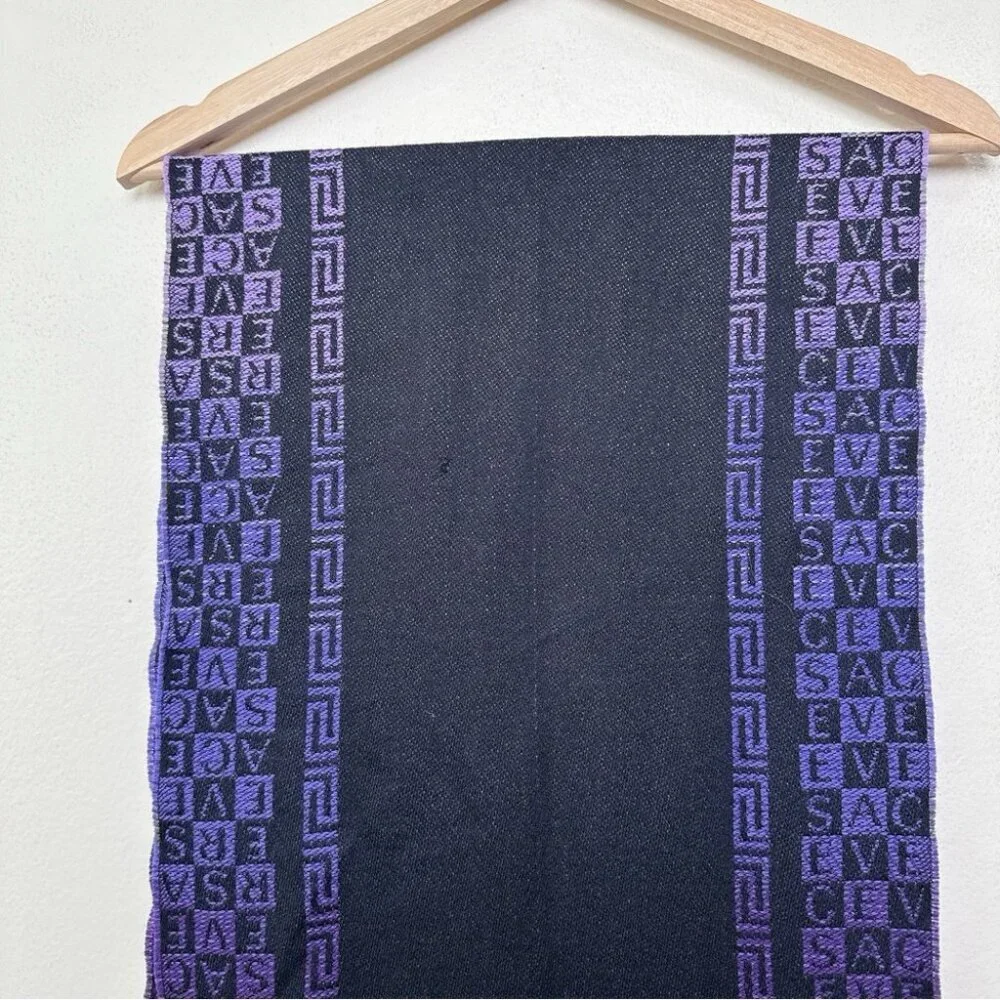 Versace Unisex Purple Ombre Geometric One Size Woven Scarf - Picture 9 of 15